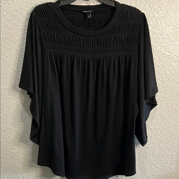 Torrid Black Women's blouse size 2 - Picture 1 of 6